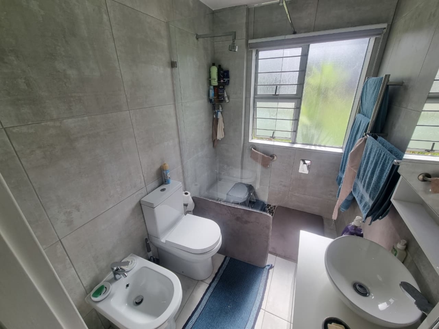 To Let 2 Bedroom Property for Rent in Big Bay Western Cape